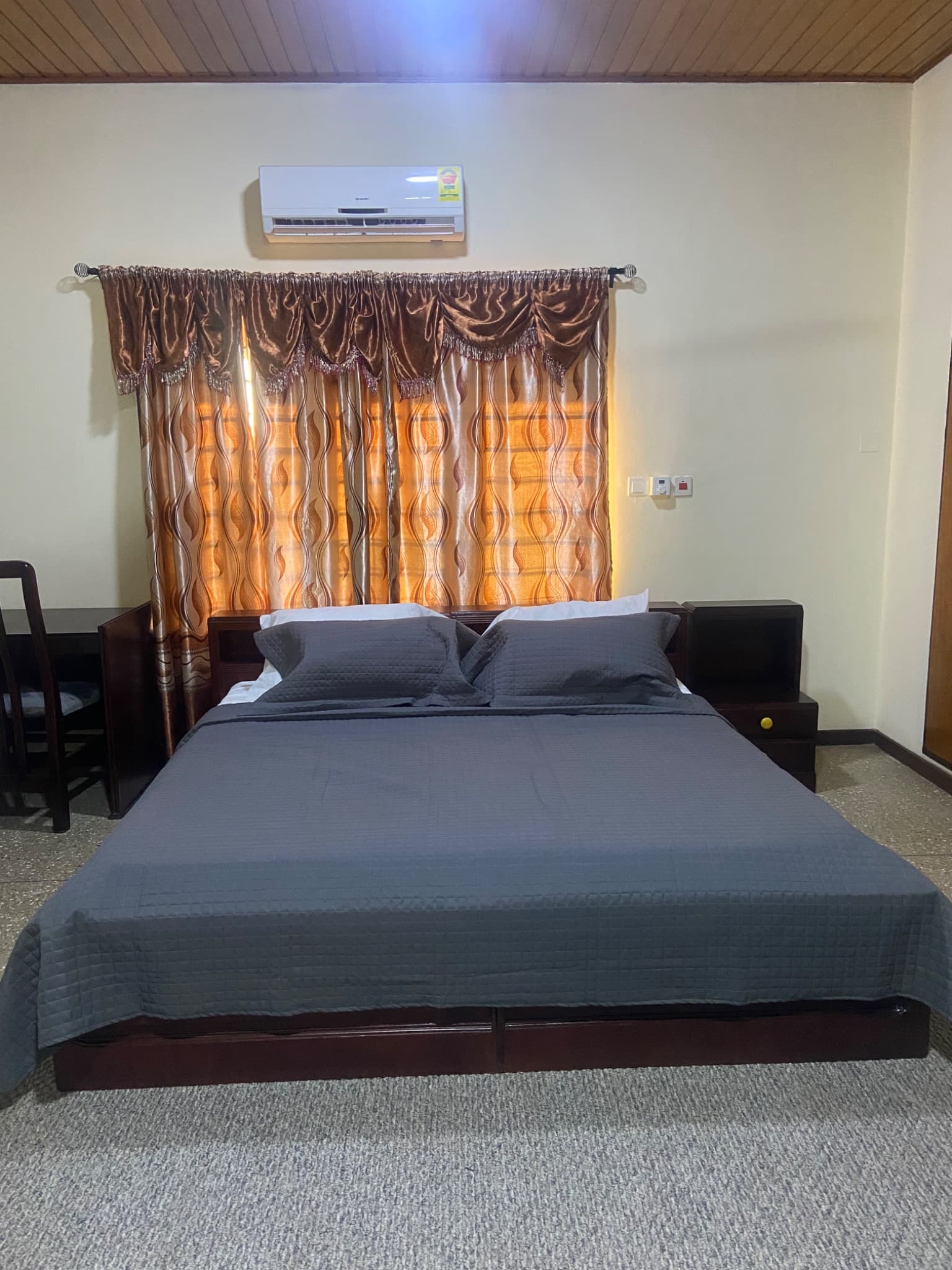 Serene Executive Suite - Le Domaine Apartments at Odeneho-Kwadaso photo 2