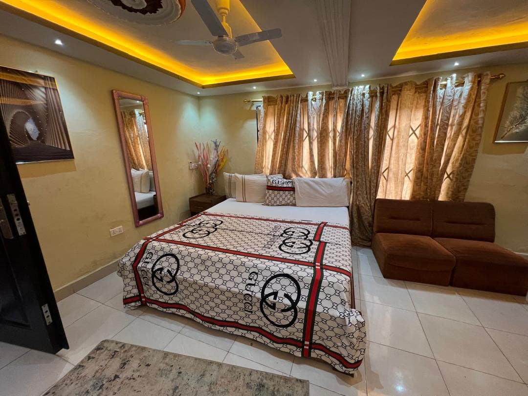 Lux Executive Suite – Life Hotel, Ahwiaa, Kumasi photo 2