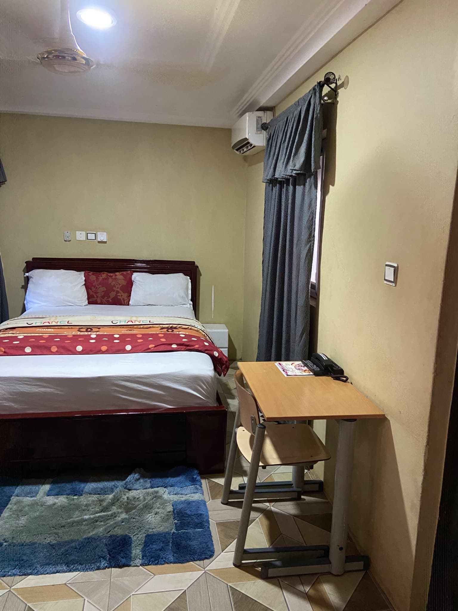 Vibrant Executive Suite - De franks Hotel at Ahwiaa photo 2