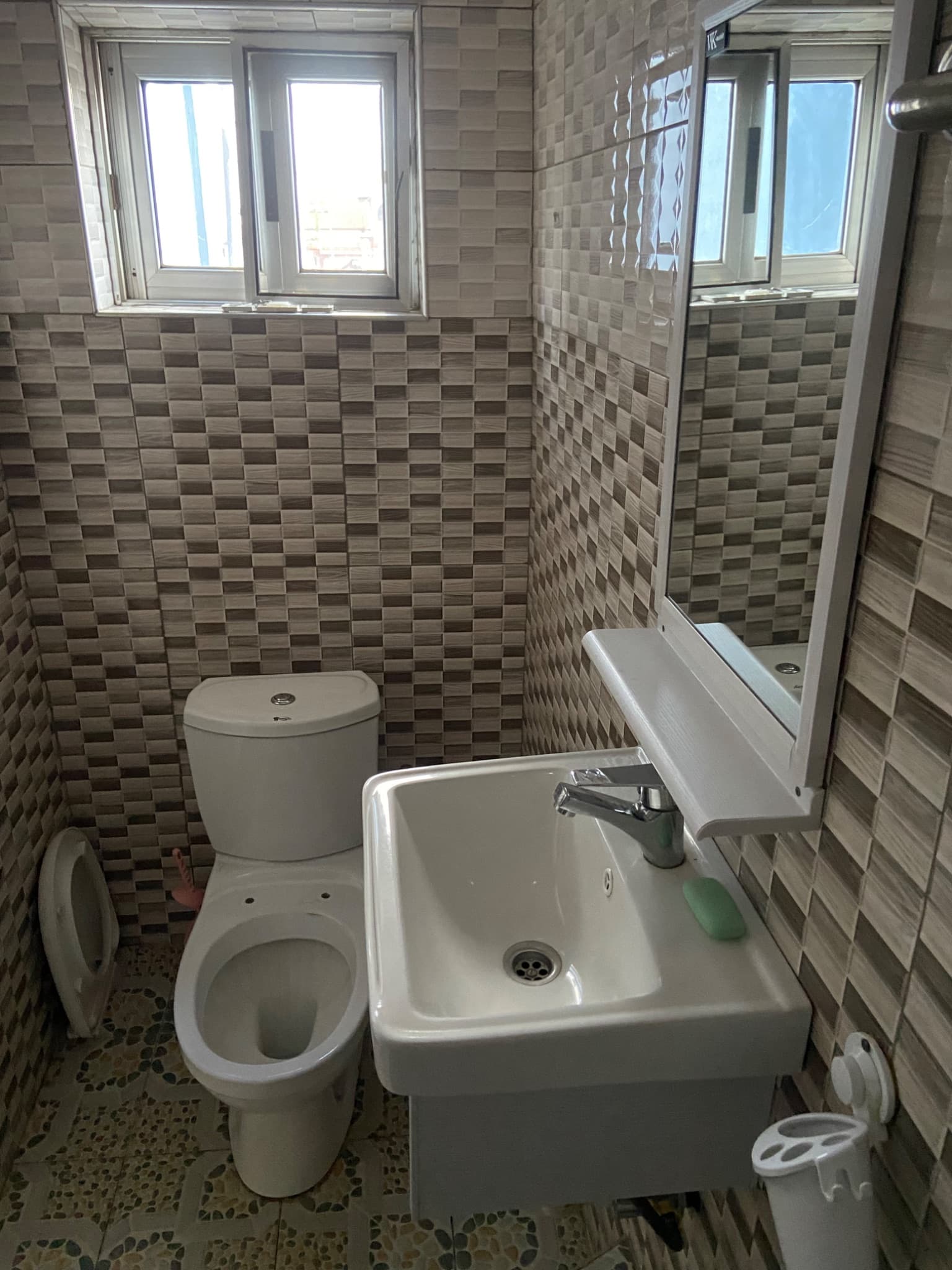 Polished Standard Suite - De franks Hotel at Ahwiaa photo 3